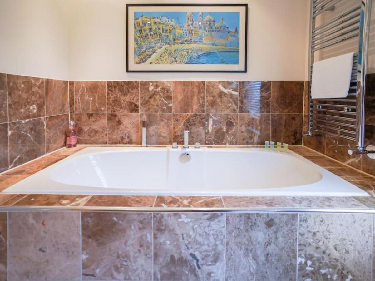 Spacious 4 Bedroom Character Home In Pontcanna Cardiff Exteriör bild