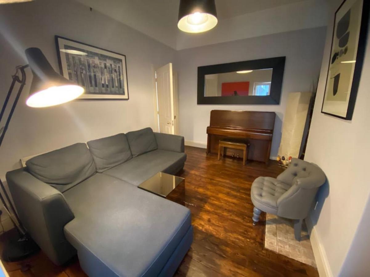 Spacious 4 Bedroom Character Home In Pontcanna Cardiff Exteriör bild